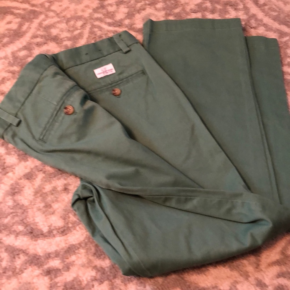 Boys Vineyard Vines green pants size 16